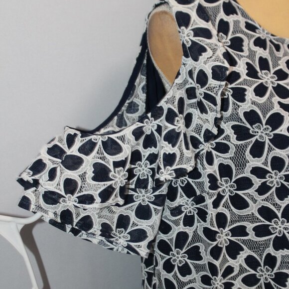 Blu Pepper Navy & White Floral Cold Shoulder Top - Picture 3 of 14